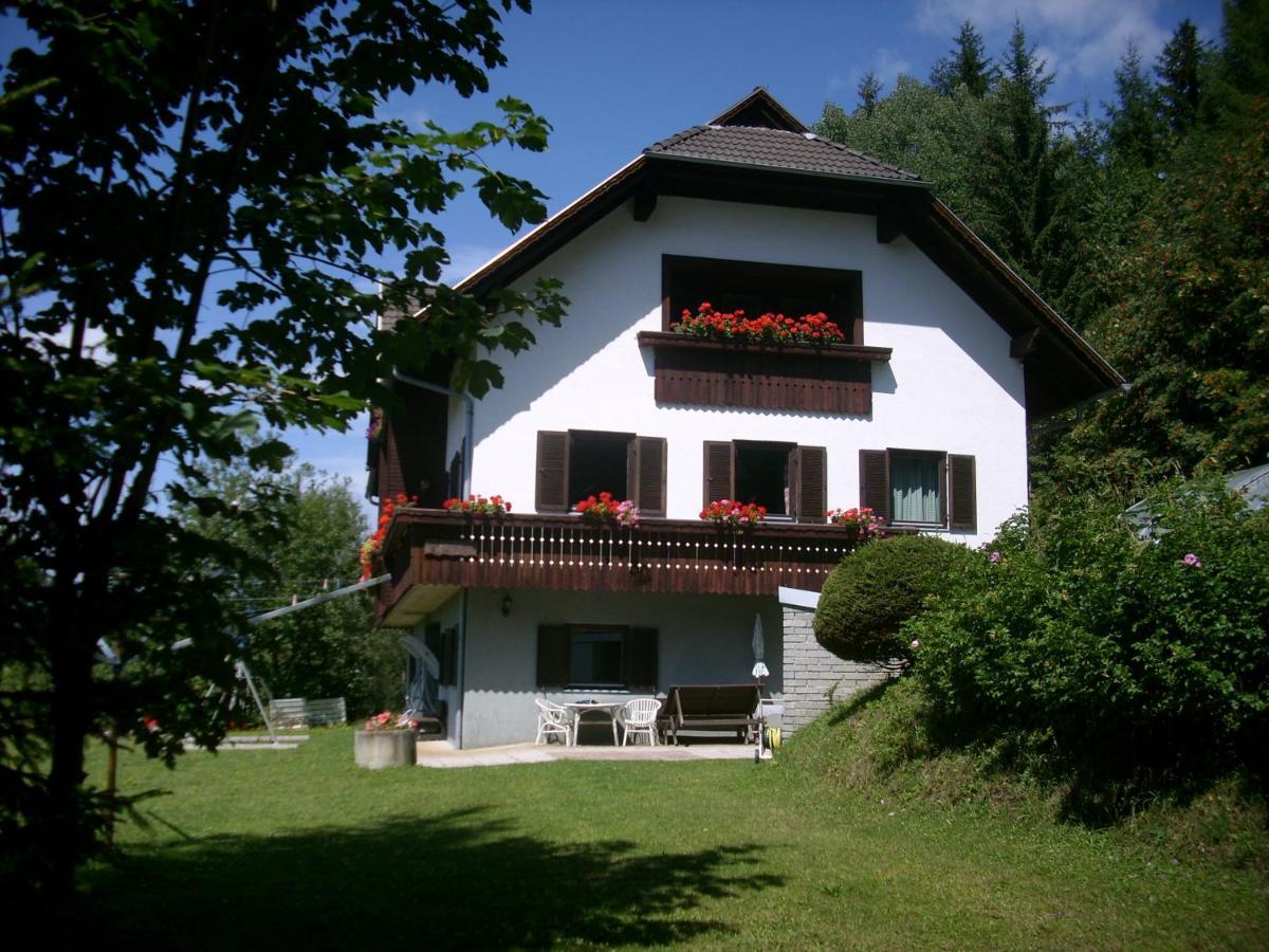 Haus Pumuckl Fresach Exterior foto